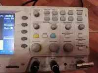 Цифровой осциллограф GW Instek GDS71002, фотография 2