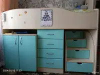 Кровать