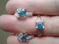 Серебряные серьги и кольцо с топазами