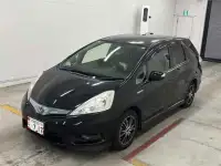 Универсал гибрид Honda Fit Shuttle Hybrid кузов GP2 модификация Hybrid Fine Line, фотография 4