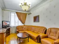 Просторная двухкомнатная квартира посуточно Центр Садовая  222