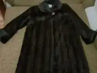 Продам норковую шубу