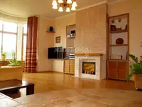 Дом 350 м2 на участке 15 сот.
