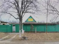 Продаю жилой участок 12 соток и дом под (ижс),    улица  Лазарева15