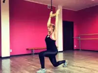 Фитнес клуб Лайт приглашает на групповое занятие Strength & balance.