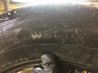 шина б/у Bridgestone Blizzak WS60 215/65 R16 98R, фотография 5
