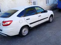 продам автомобиль лифтбек ваз