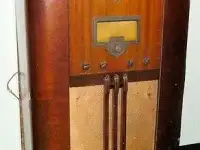 Радиолырадиоприёмники 30-50годов куплю