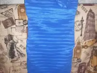 голубое платье