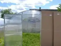 Предлагаем теплицы из поликарбоната