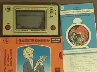 логическая игра головоломка игрушка СССР советская смекалка 4 на 4 карманная, фотография 2