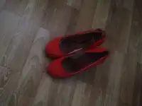 Продаю Босоножки 