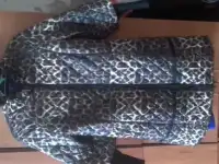 Продам демисезонное пальто размер