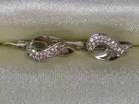 Серебро, серьги с фианитом