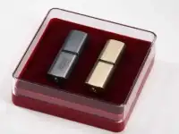Пластиковые футляры для значков, медалей, флешек, фотография 2