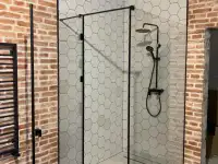 Стеклянные душевые на заказ, фотография 3