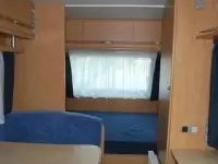 Прицеп дача, дом на колесах CARAVELAIR AMBIANCE 400 Караван, жилой прицеп., фотография 3