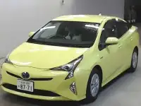 Лифтбек гибрид Toyota Prius кузов ZVW50 модификация S Toyota Safety Sense P гв 2016