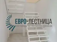 Металлокаркас для лестницы из профиля 100*50 100*100 140*100