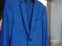 продам мужской синий костюм