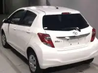 Toyota Vitz 2016, фотография 2