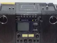 Кассетная Теле-Радио магнитола Sanyo 1982 год.