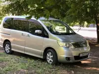 Nissan Serena 2009 год полный привод, фотография 3
