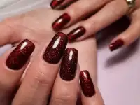 Маникюр/педикюр