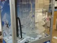 Торгово развлекательный призовой автомат, аппарат Хватайка