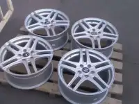 Продаю комплект новых дисков R17, фотография 2
