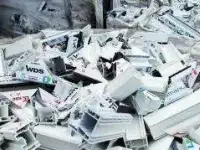 Закупаем обрезки оконного профиля