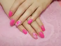 Наращивание и укрепление ногтей