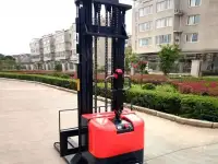 самоходные электрические штабелеры для склада