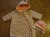 комбинезон на весну,на 2- 5 мес.