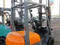 Вилочный погрузчик Тойота 2 тонны
