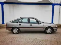 Куплю Opel Vektra A 2.0 Лифтбек