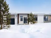 Дом 183.5 м2 на участке 9.93 сот.