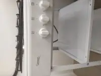 Продам газовую плиту