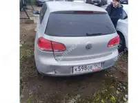 Автомобиль Volkswagen Golf, 2012, фотография 3