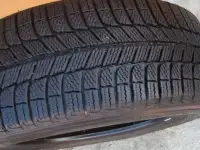 Шины зимние нешипованные Michelin X-ICE 215/55 R17