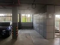 Собственник сдает место на закрытой стоянке., фотография 6
