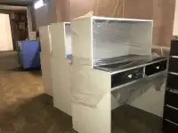 Торговое оборудование. Прилавки, ресепшен, фотография 3