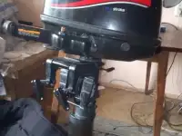 Лодочный мотор  HDX 5 л.с. 4 тактный исправный