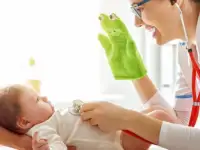 Вакцинация детей обязательными и дополнительными прививками в Барнауле