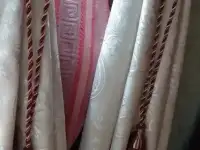 2 подхвата с кистями для штор, новые