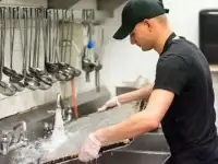 Требуются мойщики и коренщики