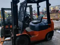 Вилочный погрузчик Toyota 02-7FD15, 2003