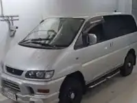 Автомобиль из Японии Mitsubishi Delica