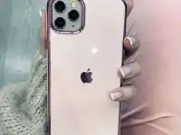 Продам iPhone 13
