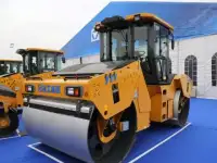Каток дорожный xcmg XD103, фотография 4